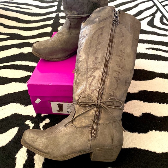 Rampage western style boots - Picture 2 of 9